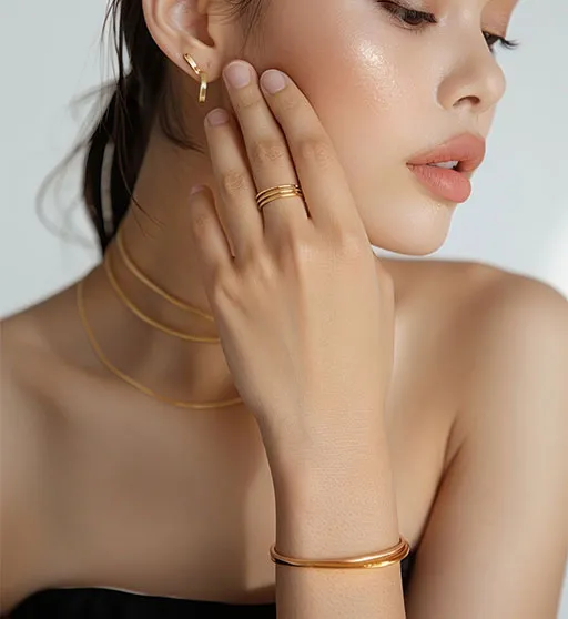 Buy Pure 18K and 21K Gold Jewelry Online in UAE from Century Gold