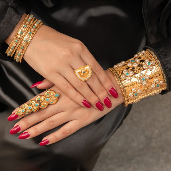 The Ultimate Guide: How to Maintain Your Gold Jewelry at Home